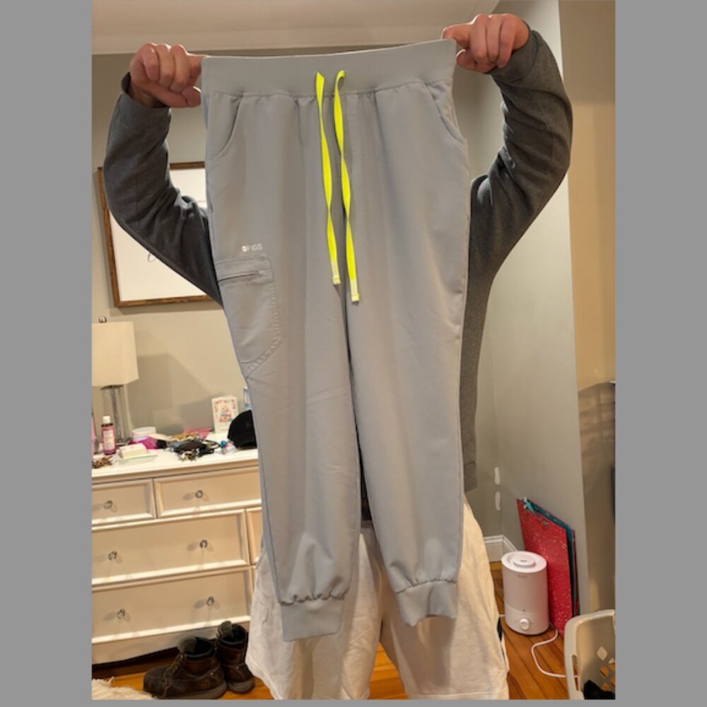 FIGS Women's Silver Arrows High Waisted Zamora - Jogger